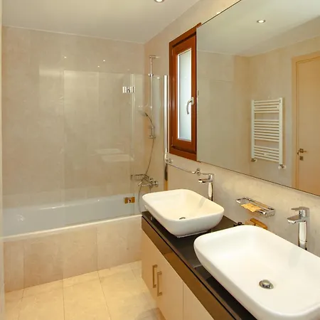 빌라 Luxury Elite Aj05 Complete With A Private, Climate Controlled Pool And A Relaxing Outdoor Jacuzzi, Aphrodite Hills