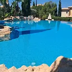 Luxury Elite Aj05 Complete With A Private, Climate Controlled Pool And A Relaxing Outdoor Jacuzzi, Aphrodite Hills Villa *