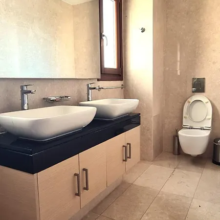 Luxury Aj05 With Private Heated Pool & Jacuzzi, Services Inc, Aphrodite Hills Villa