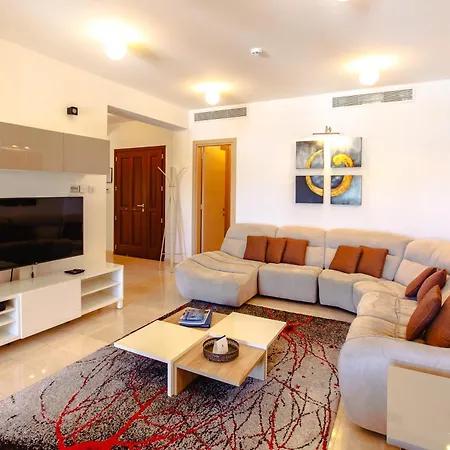 Luxury Aj05 With Private Heated Pool & Jacuzzi, Services Inc, Aphrodite Hills