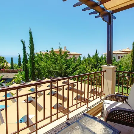 Luxury Aj05 With Private Heated Pool & Jacuzzi, Services Inc, Aphrodite Hills Villa