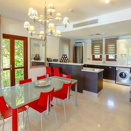 Villa Luxury Elite Aj05 Complete With A Private, Climate Controlled Pool And A Relaxing Outdoor Jacuzzi, Aphrodite Hills *