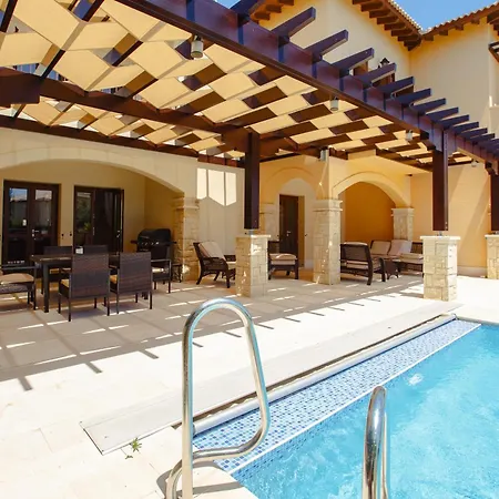 Luxury Aj05 With Private Heated Pool & Jacuzzi, Services Inc, Aphrodite Hills Villa
