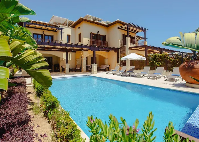 ヴィラ Luxury Elite Aj05 Complete With A Private, Climate Controlled Pool And A Relaxing Outdoor Jacuzzi, Aphrodite Hills クークリア